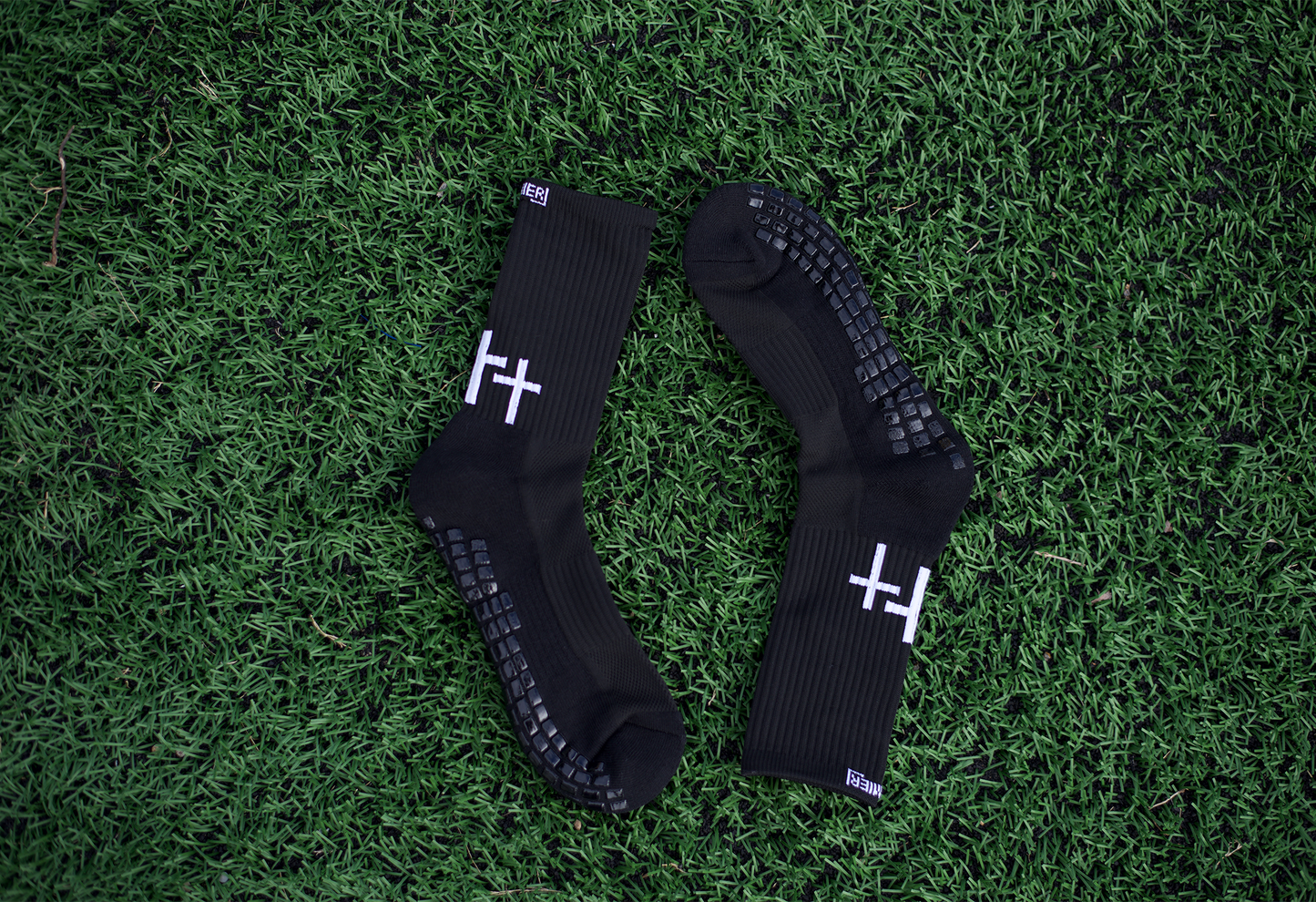 Premier Edge 3 Cross Grip Socks