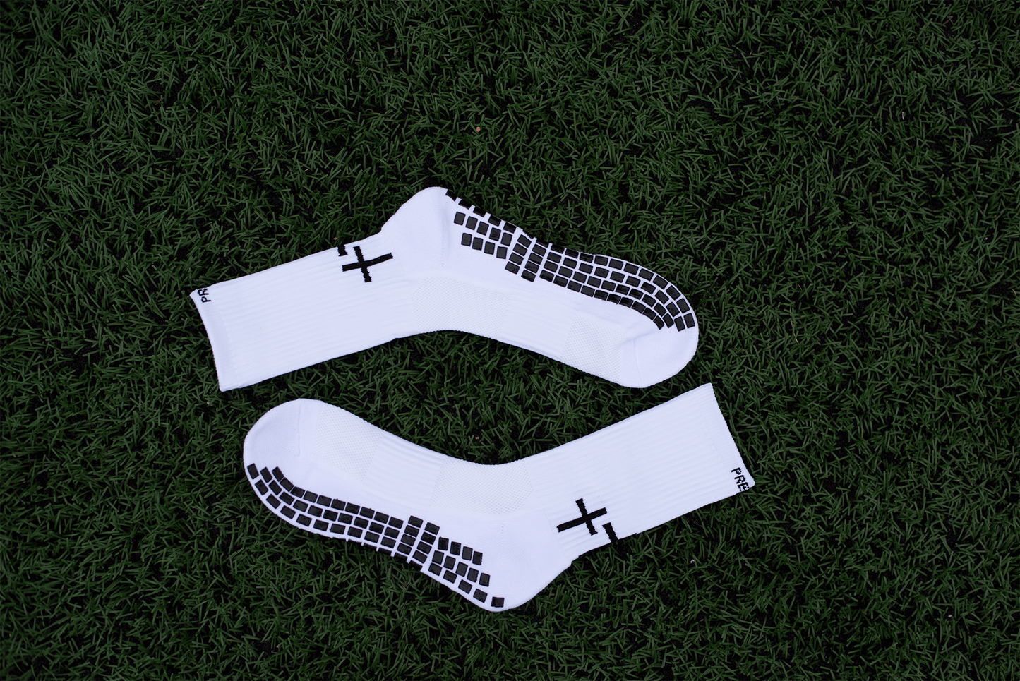 Premier Edge 3 Cross Grip Socks